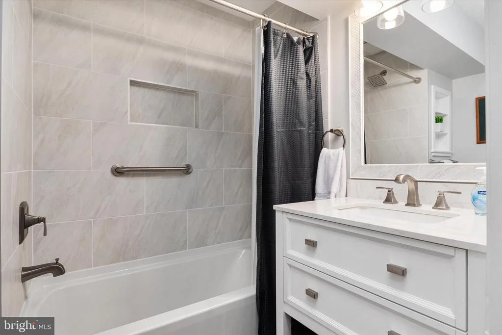Photo of 645 PLANTATION BOULEVARD