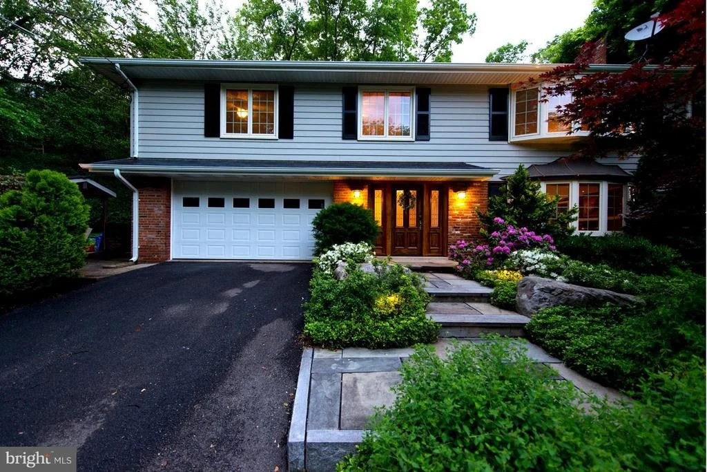 Photo of 1210 HUNTLY PLACE