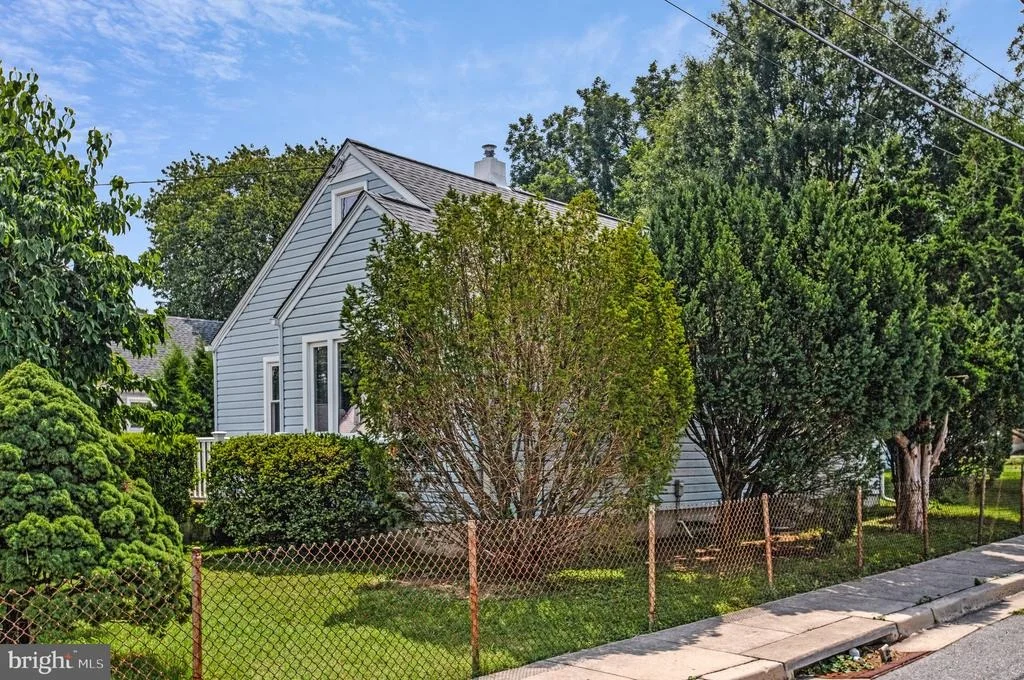 Photo of 413 LAURA AVENUE