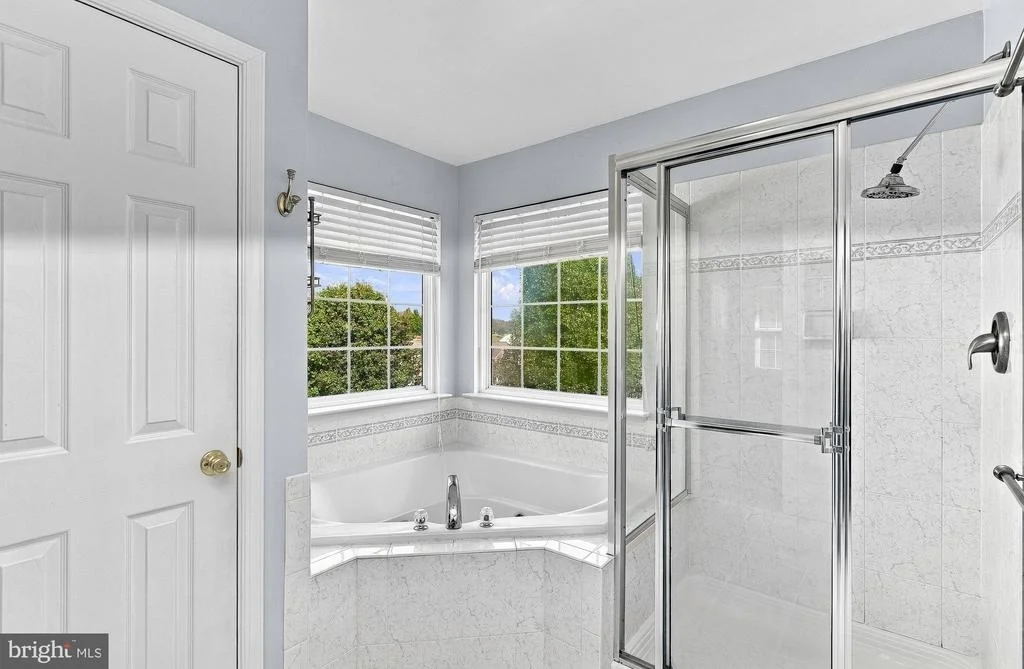 Photo of 945 DEVONSHIRE CIRCLE