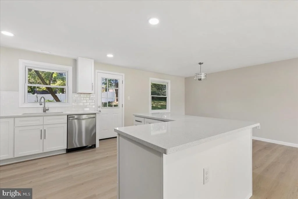 Photo of 5614 DANIEL CIRCLE