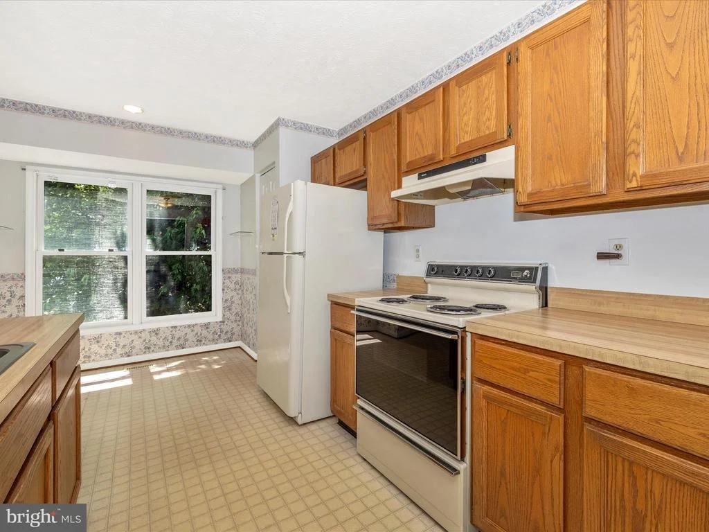 Photo of 2124 COLLINGWOOD LANE