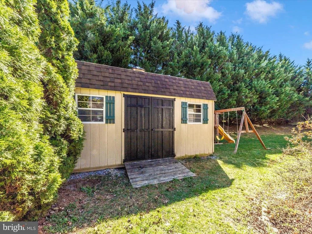 Photo of 84 GORDON DRIVE