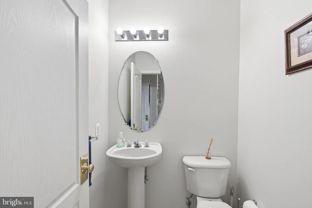 Photo of 43679 LUCKETTS BRIDGE CIRCLE