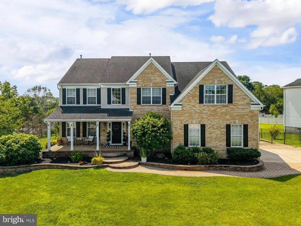 Photo of 10 TARA DRIVE
