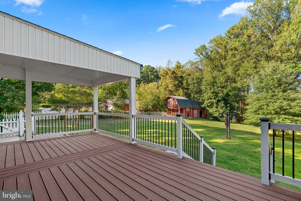 Photo of 7908 BROOKLYN BRIDGE ROAD