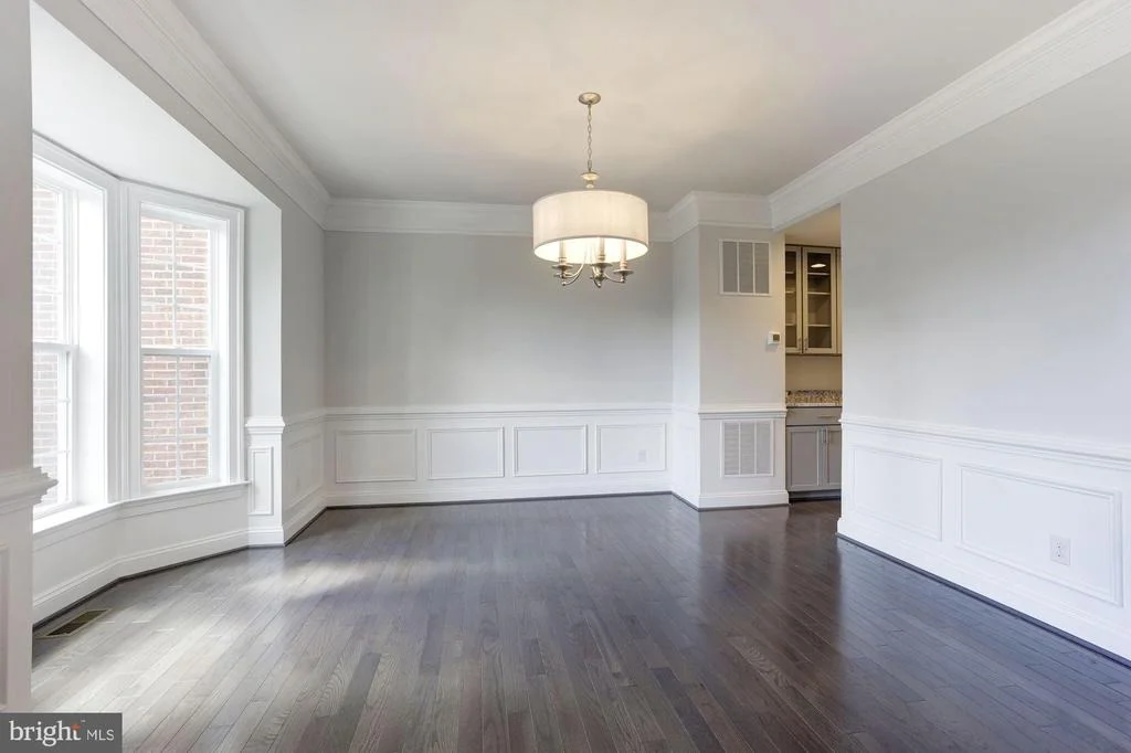 Photo of 5021 SUDLEY ROAD