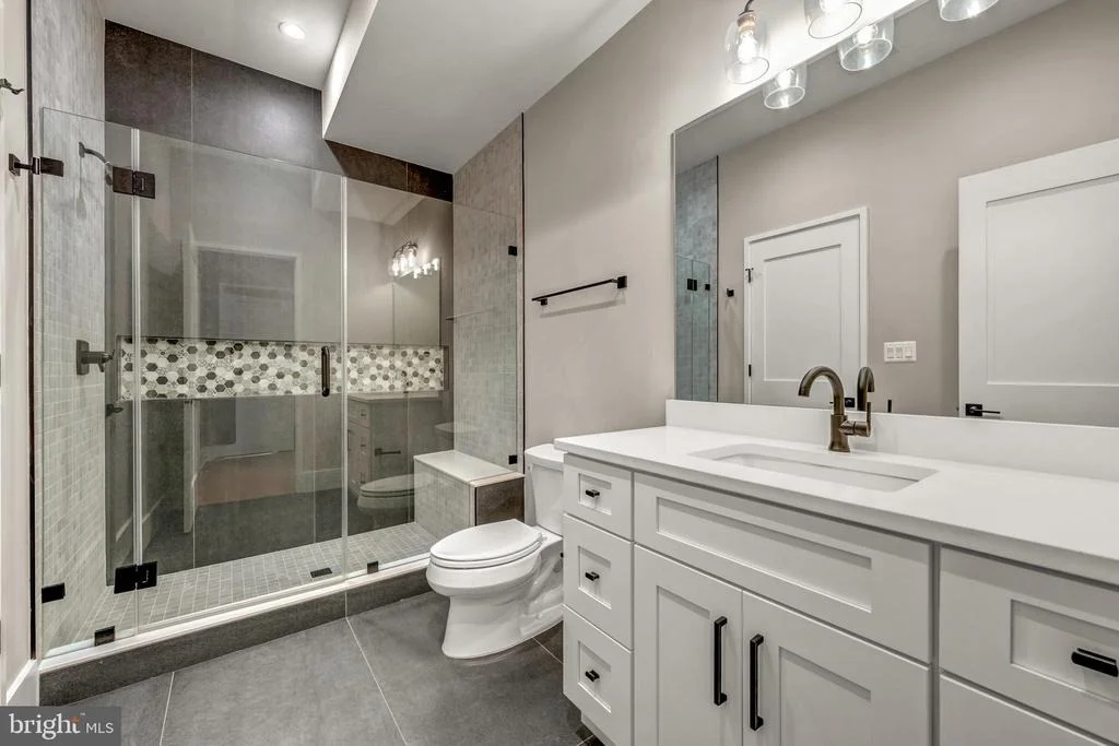 Photo of 3830 30TH ROAD N