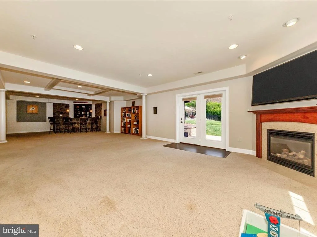Photo of 15 HOFFMAN DRIVE