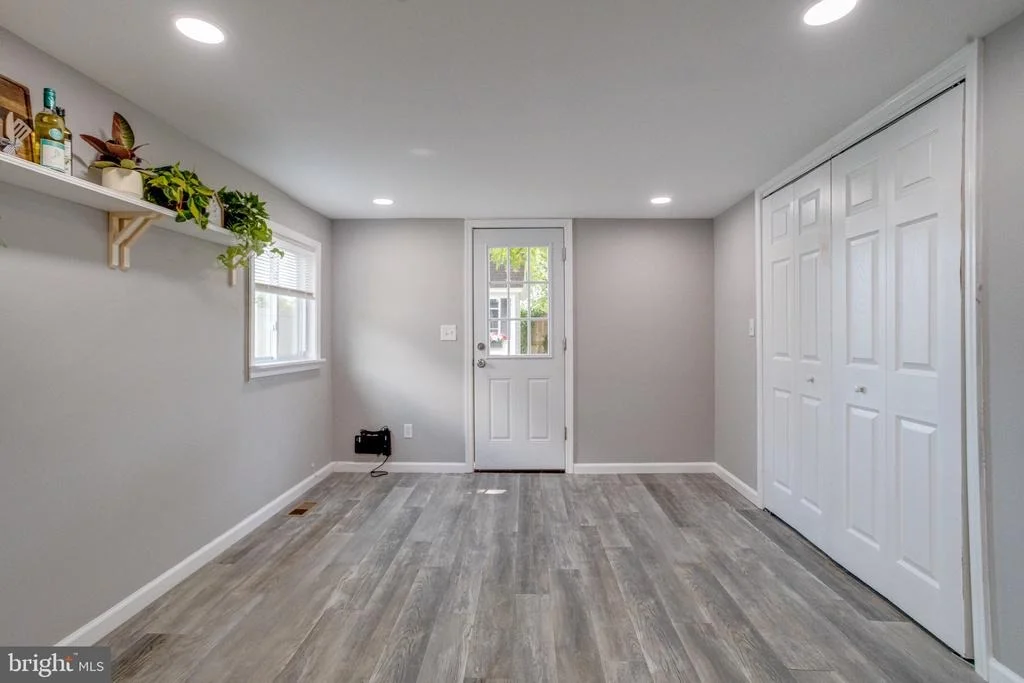 Photo of 215 GLIDER DRIVE
