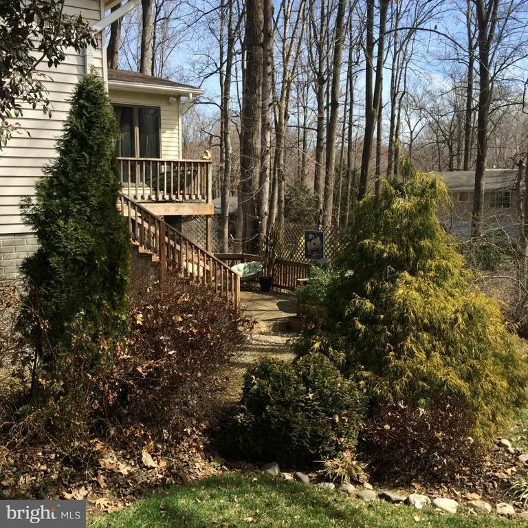 Photo of 9917 JONATHAN DRIVE