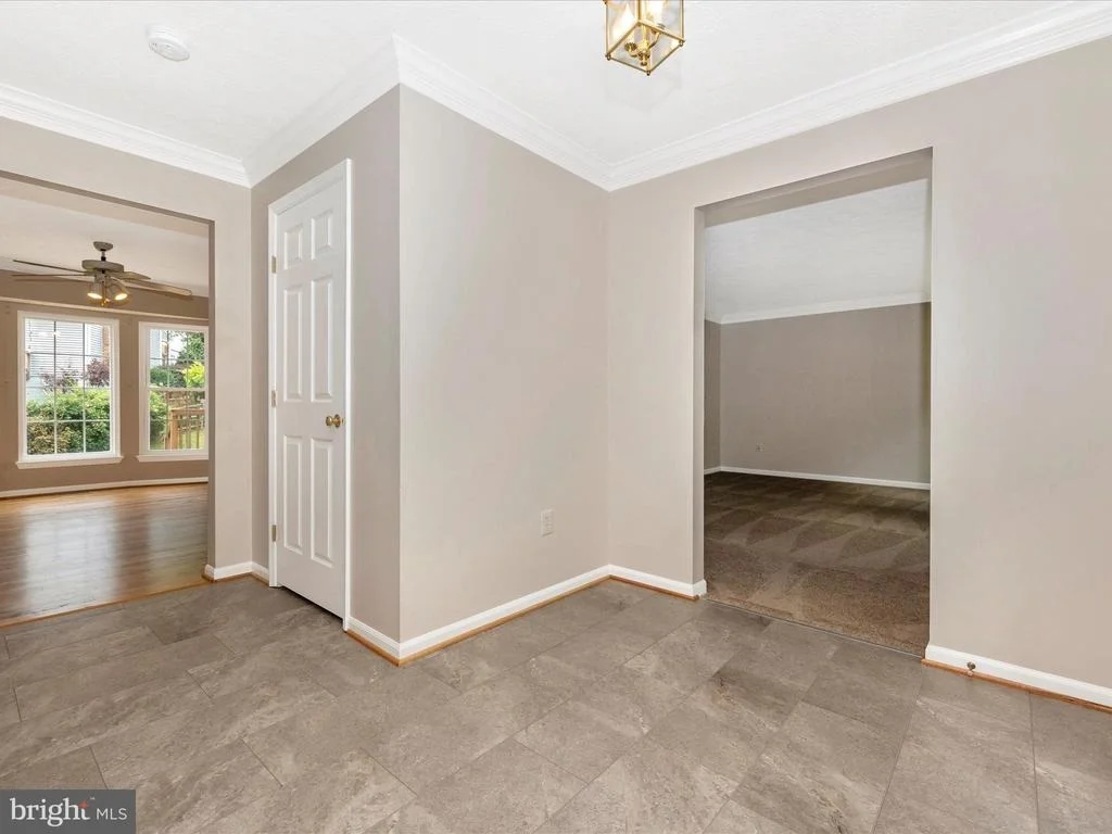 Photo of 112 BOOKHAM LANE