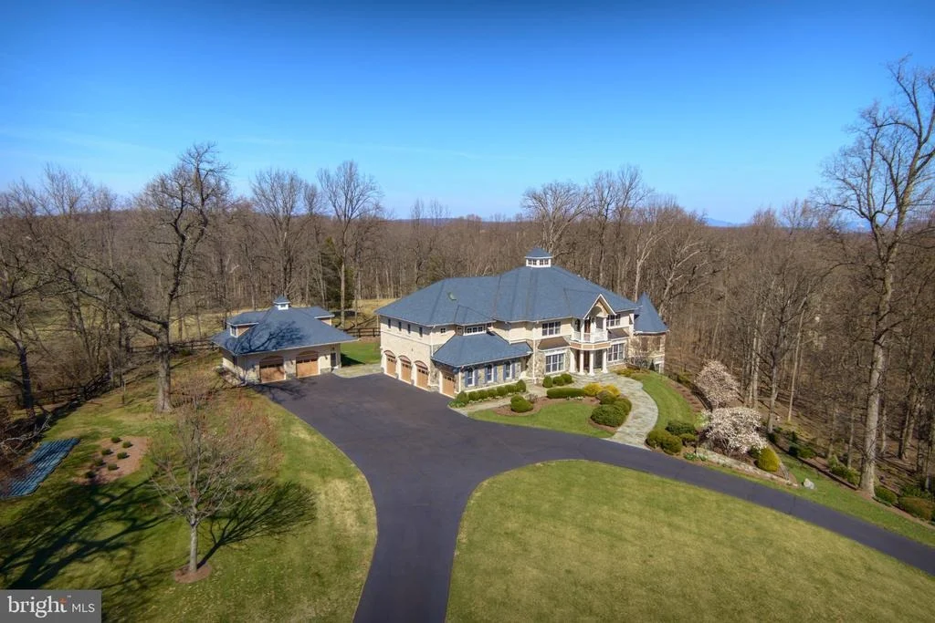Photo of 40436 BEACON HILL DRIVE