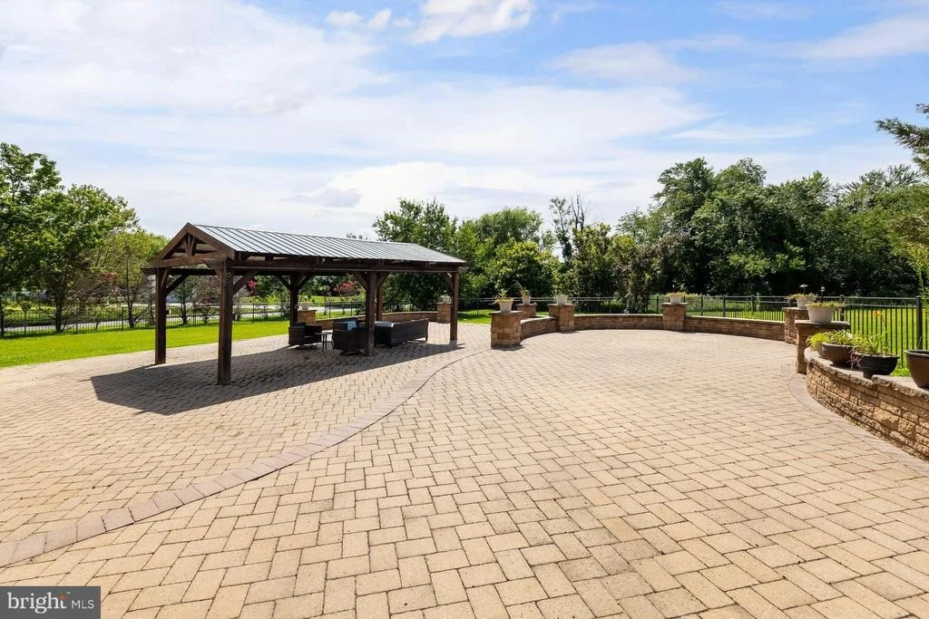 Photo of 10 TARA DRIVE