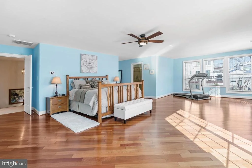 Photo of 909 BAY CIRCLE