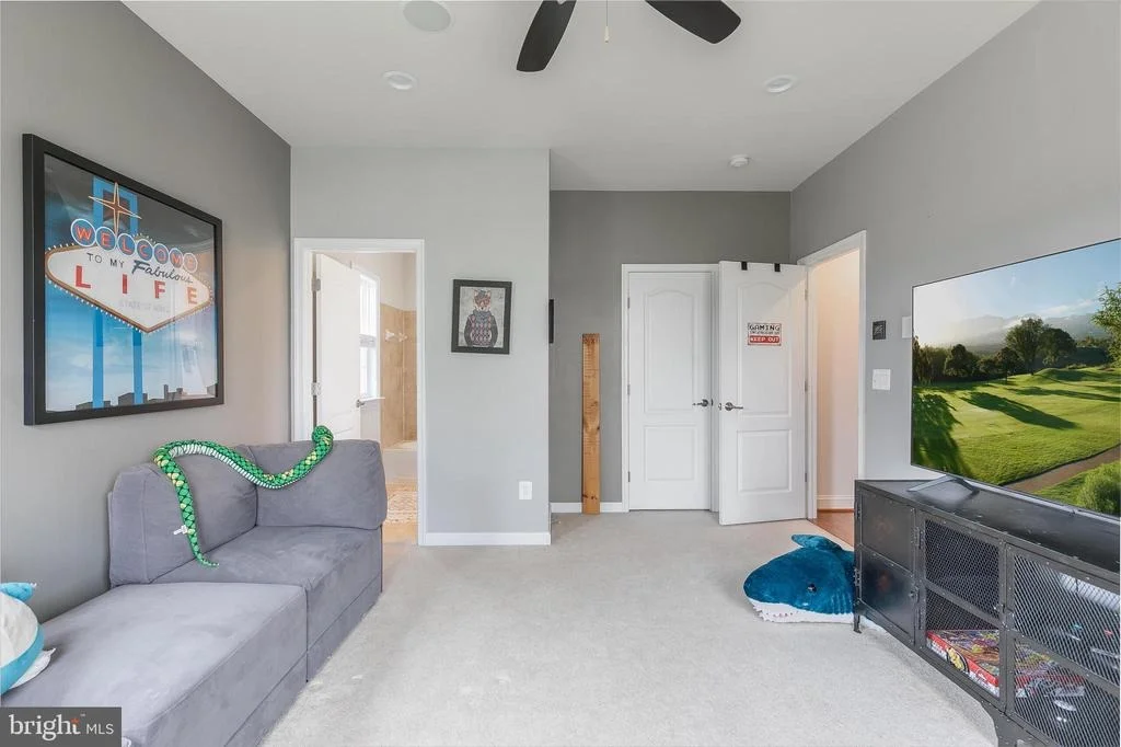 Photo of 42018 MILL QUARTER PLACE