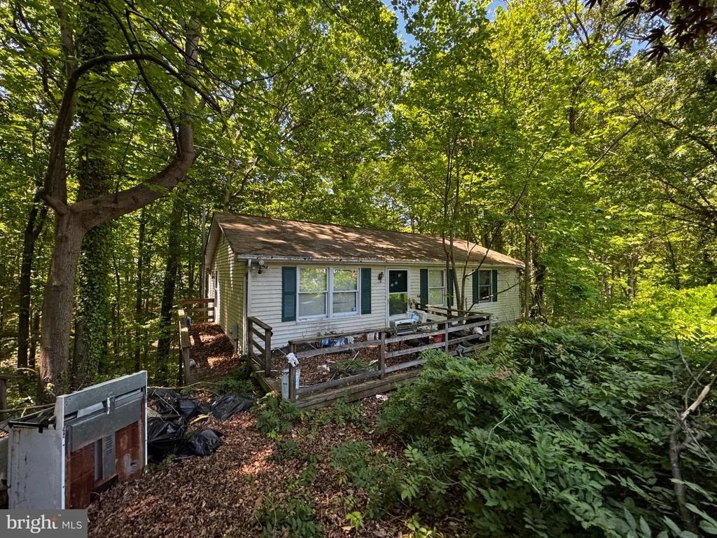 Photo of 913 AUGUSTUS DRIVE