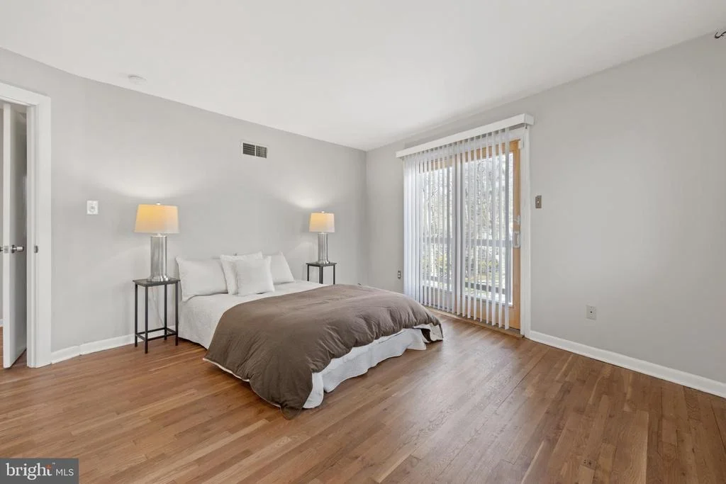 Photo of 7516 ARDEN ROAD