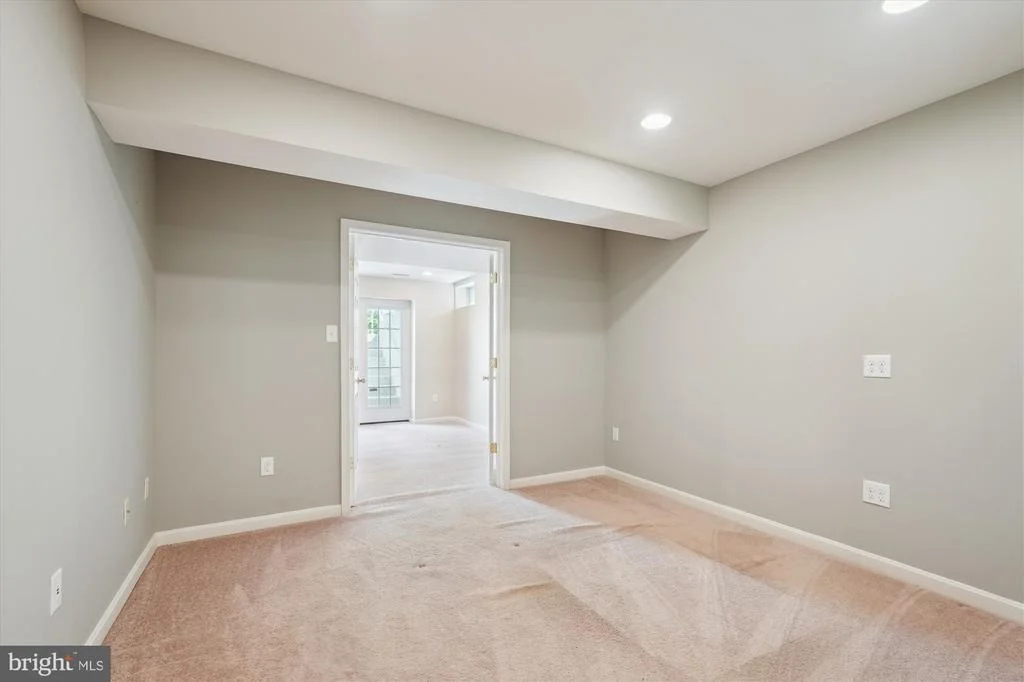 Photo of 4422 WINDING OAK DRIVE