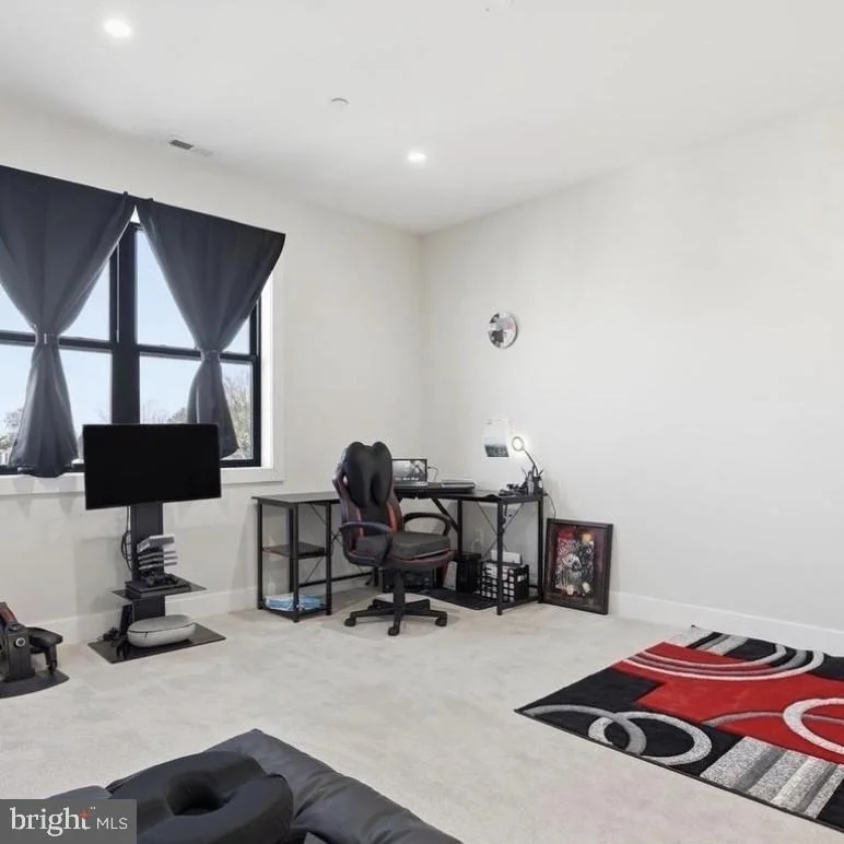 Photo of 6931 RIVER DRIVE ROAD