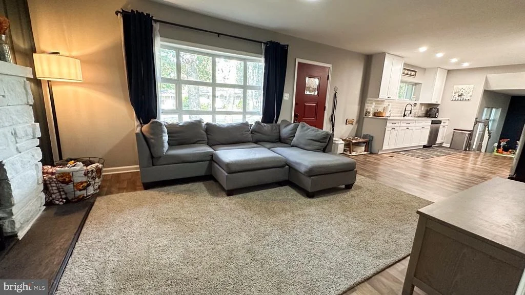 Photo of 303 GREEN DRIVE