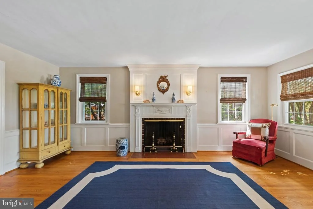 Photo of 7313 YORKTOWNE