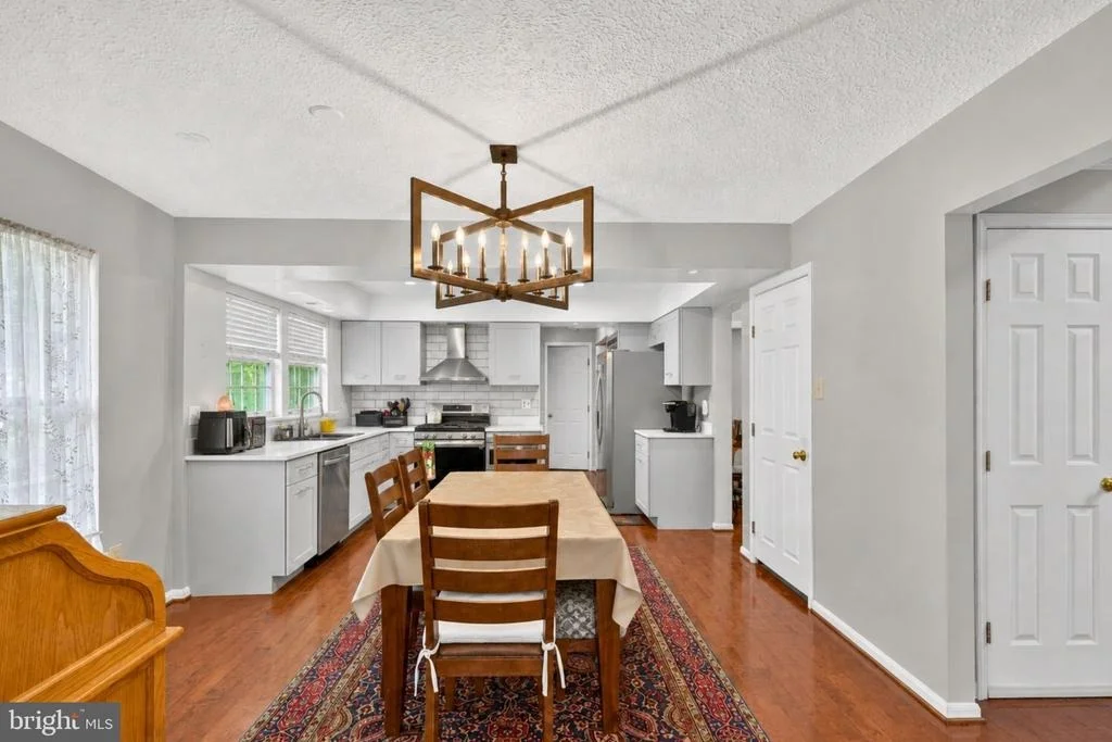 Photo of 19319 PLUMMER DRIVE