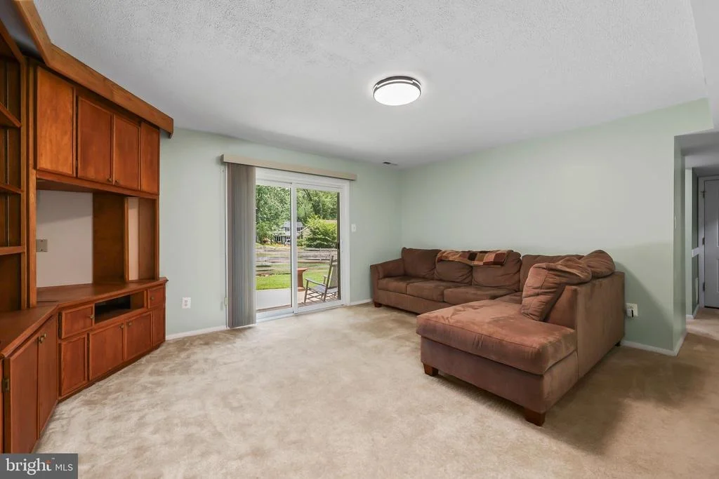 Photo of 16008 FAIRWAY DRIVE