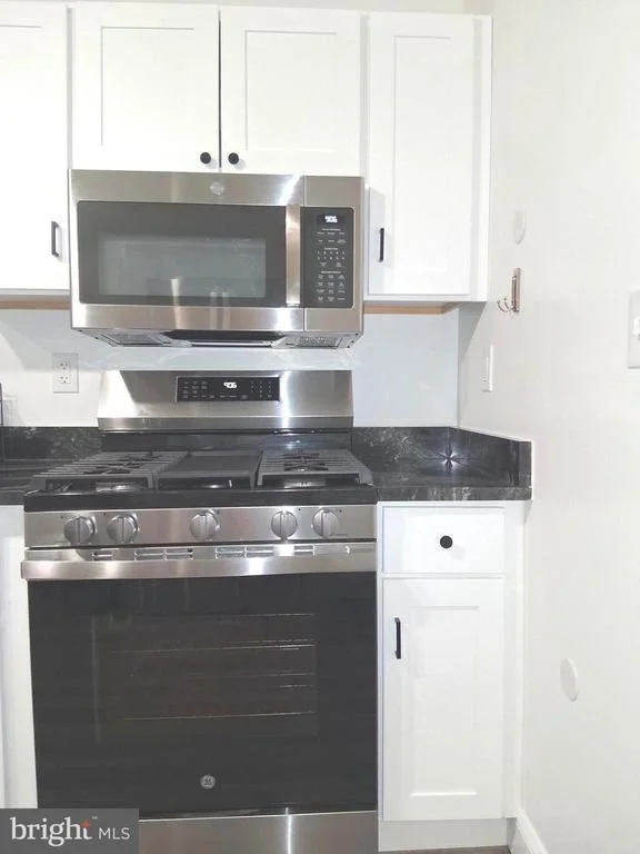 Photo of 1225 LANDOVER ROAD