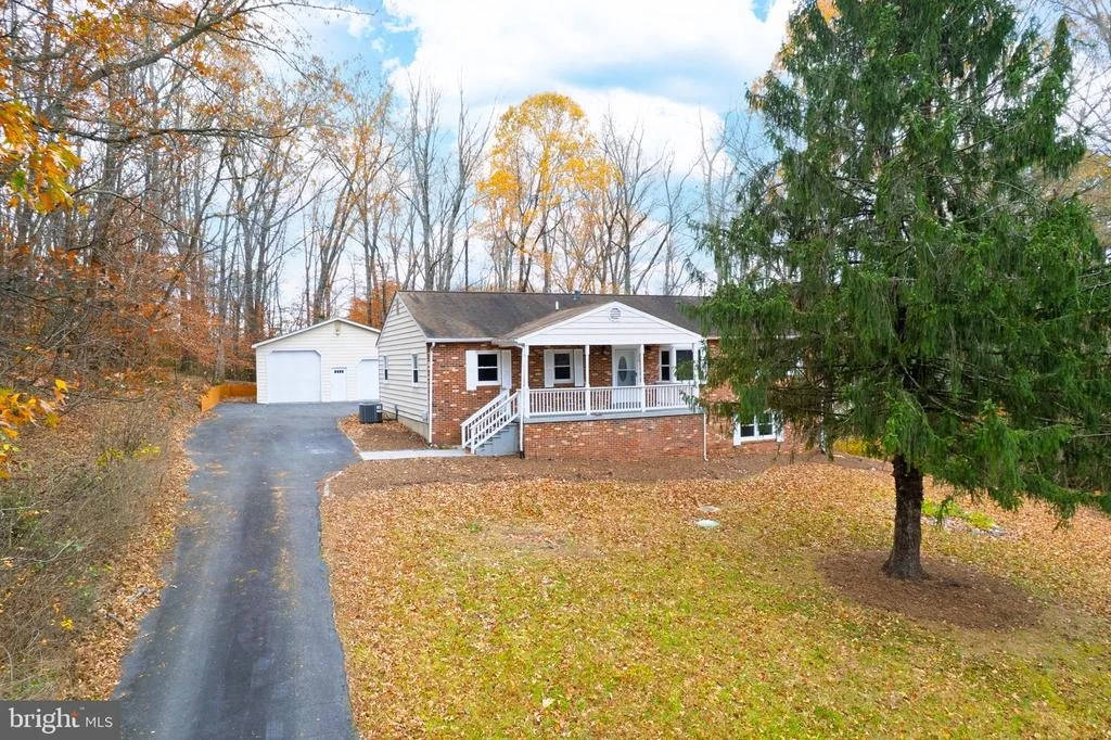 Photo of 16 INEZ WAY