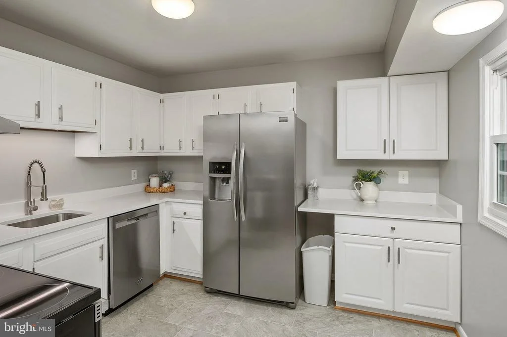 Photo of 1523 MANOR VIEW ROAD