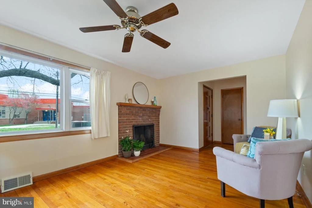 Photo of 8516 JENKINS ROAD