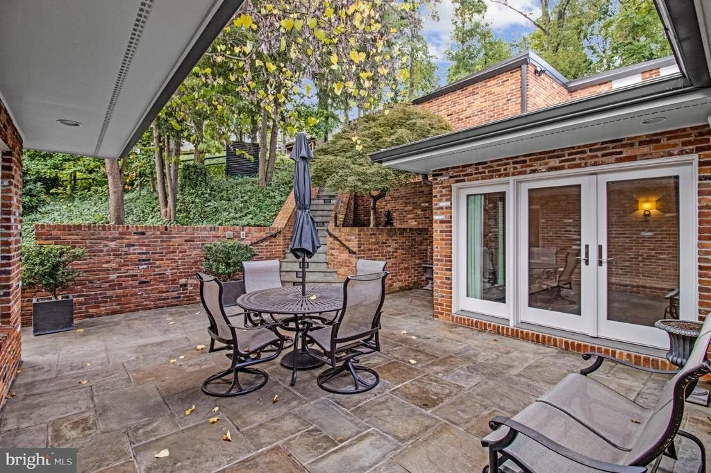 Photo of 1753 ARMY NAVY DRIVE