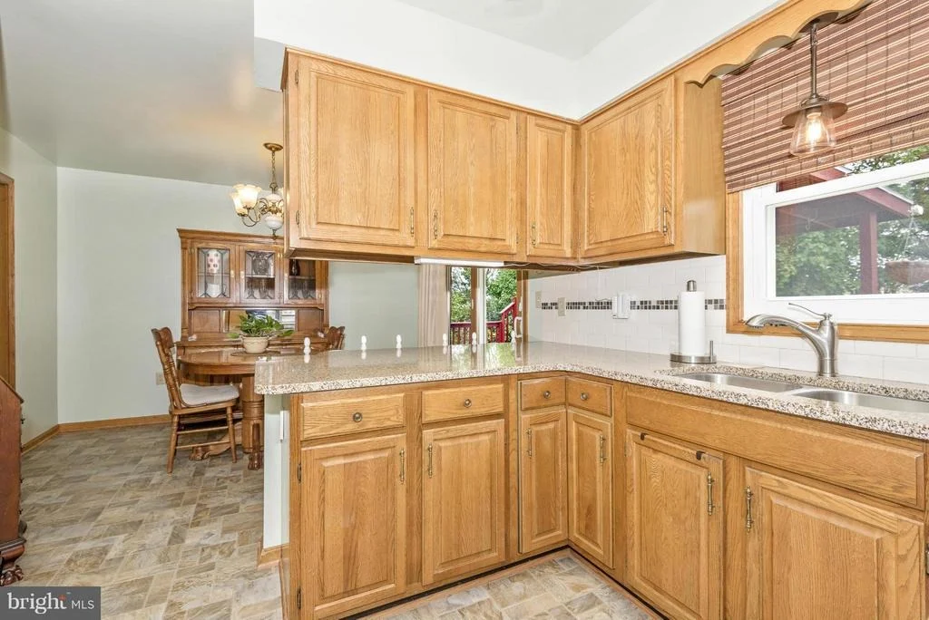 Photo of 2925 THURSTON ROAD