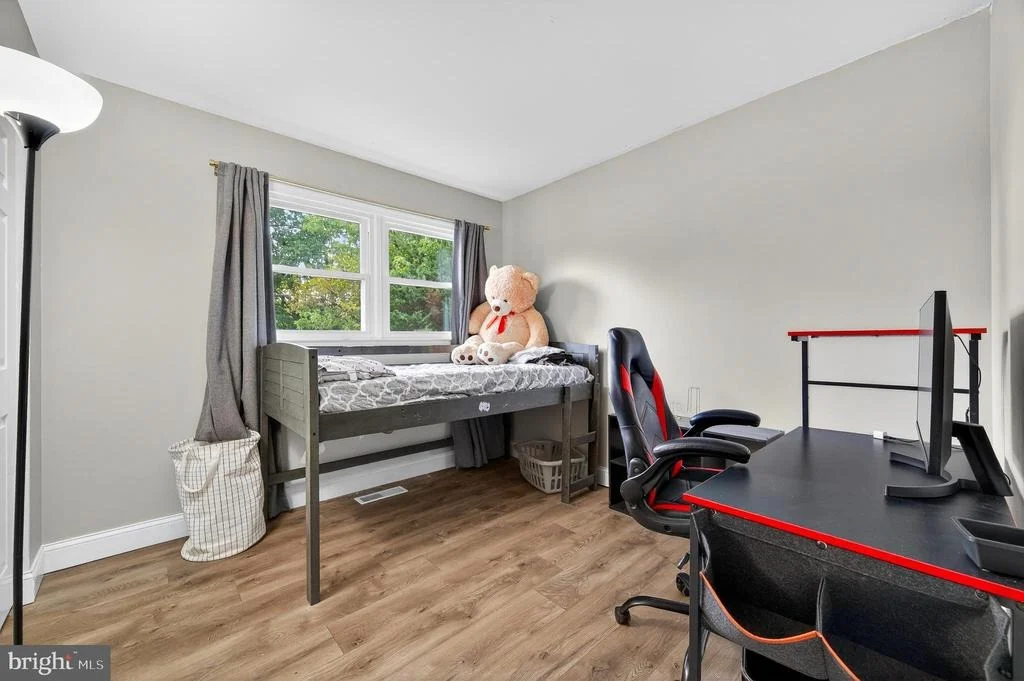 Photo of 9015 LONGBOW ROAD