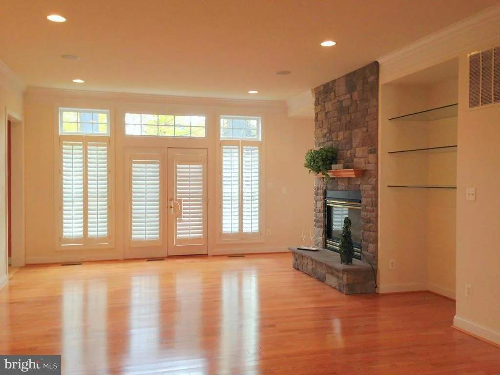 Photo of 3734 GLEN EAGLES DRIVE