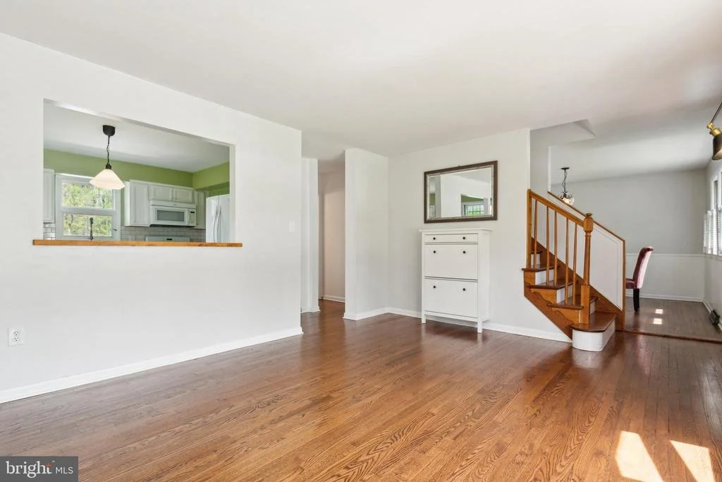Photo of 6207 ELMBANK AVENUE