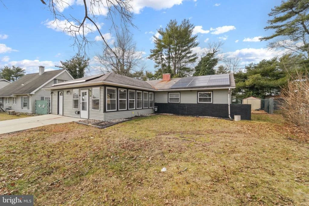 Photo of 19 BELHURST LANE