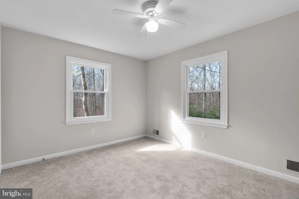 Photo of 12938 BYEFIELD DRIVE