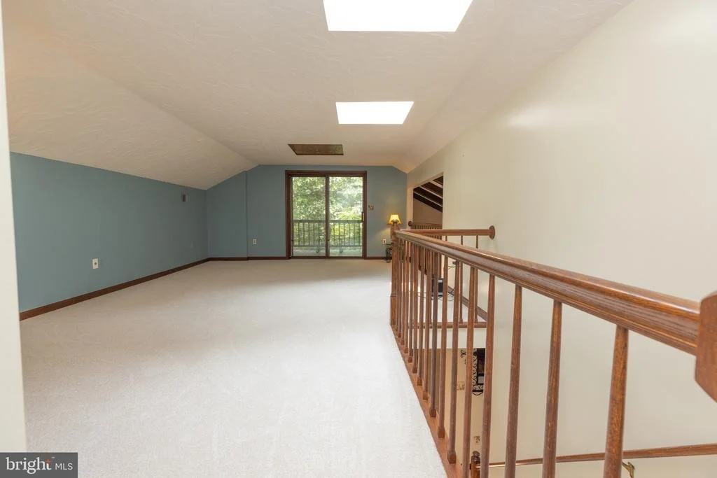 Photo of 710 MEHRING ROAD