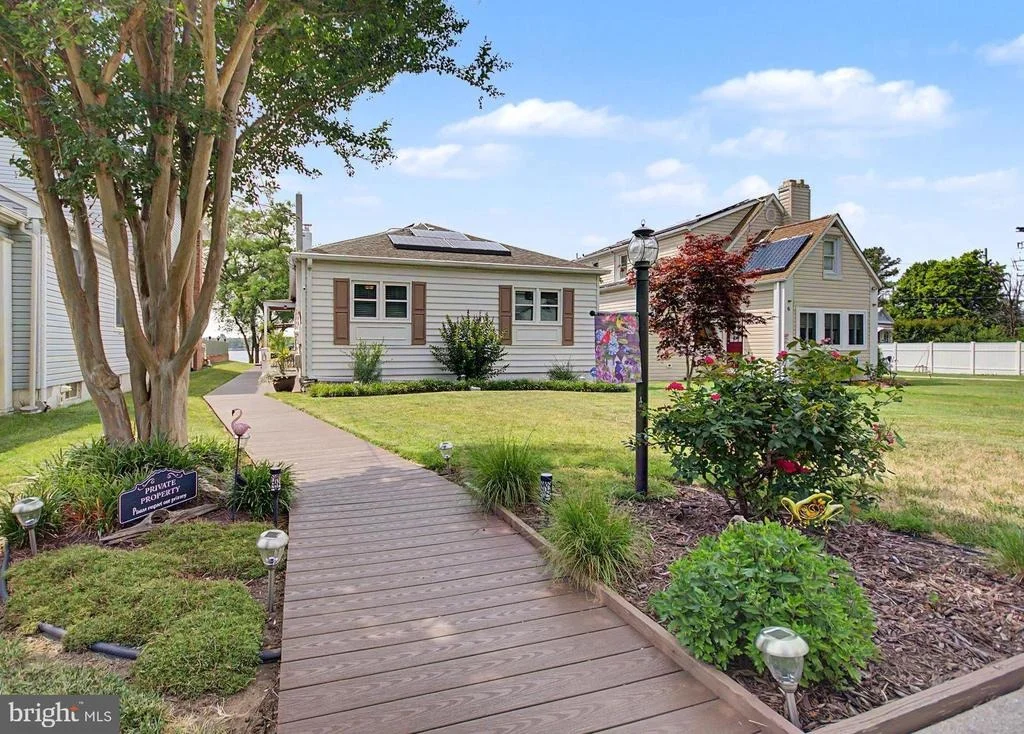Photo of 8 GRANADA ROAD