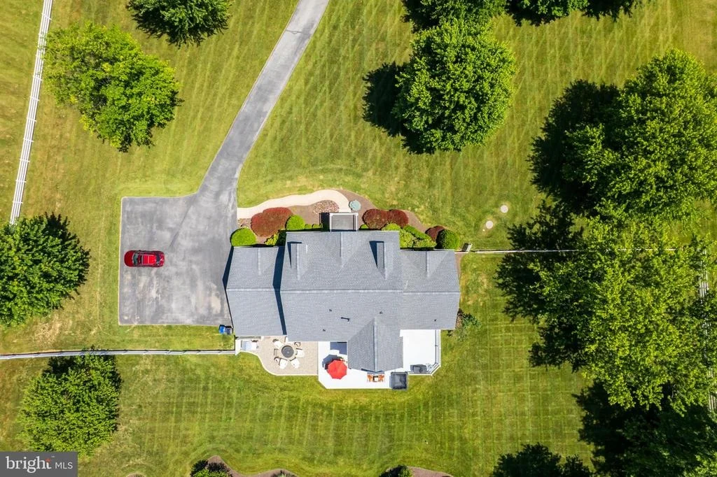 Photo of 6106 CHALLEDON CIRCLE