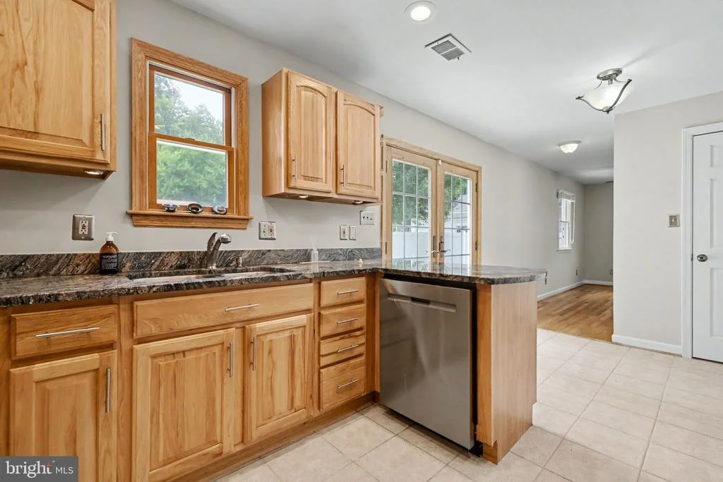 Photo of 3128 WAYNE ROAD