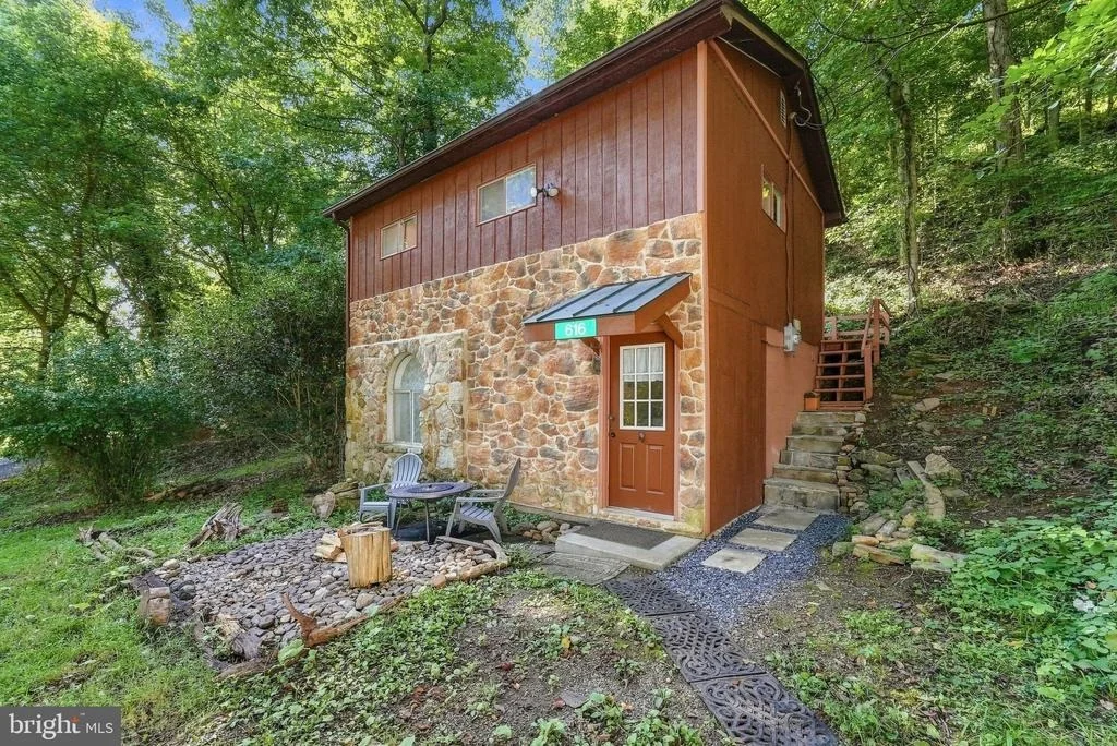 Photo of 616 HARRIS DRIVE