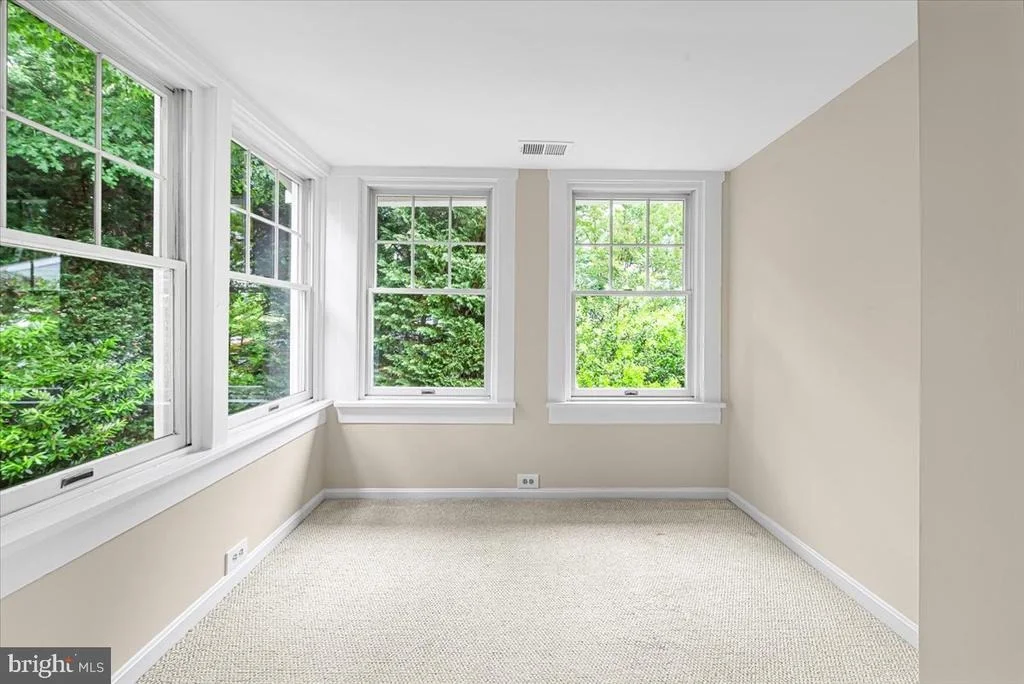 Photo of 4651 Q STREET NW