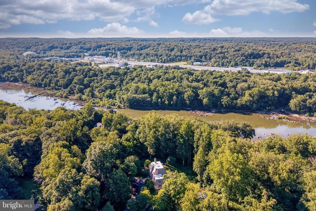 Photo of 7018 GREEN OAK DRIVE