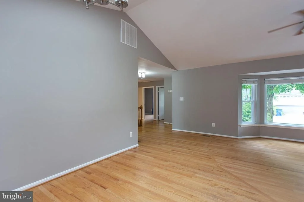 Photo of 1418 VALEBROOK LANE