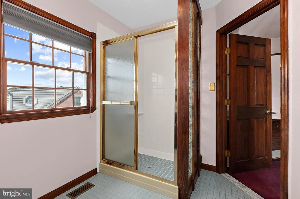 Photo of 545 FOREST VIEW ROAD