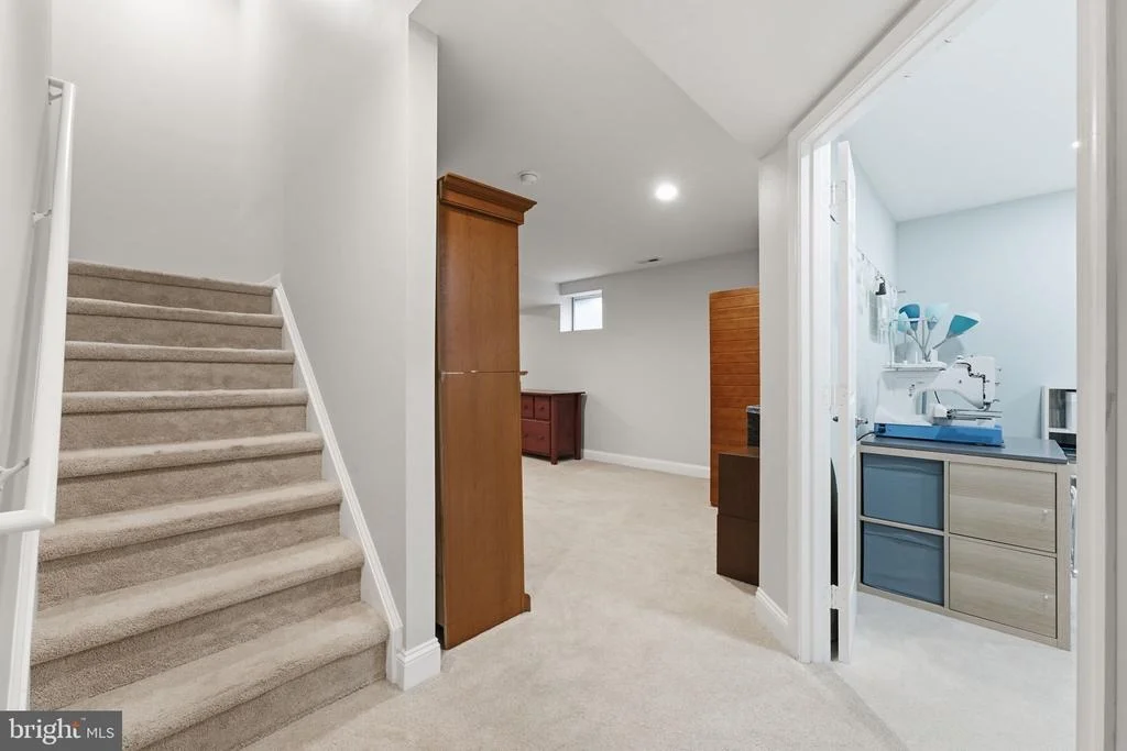 Photo of 9242 RAINBOW FALLS DRIVE