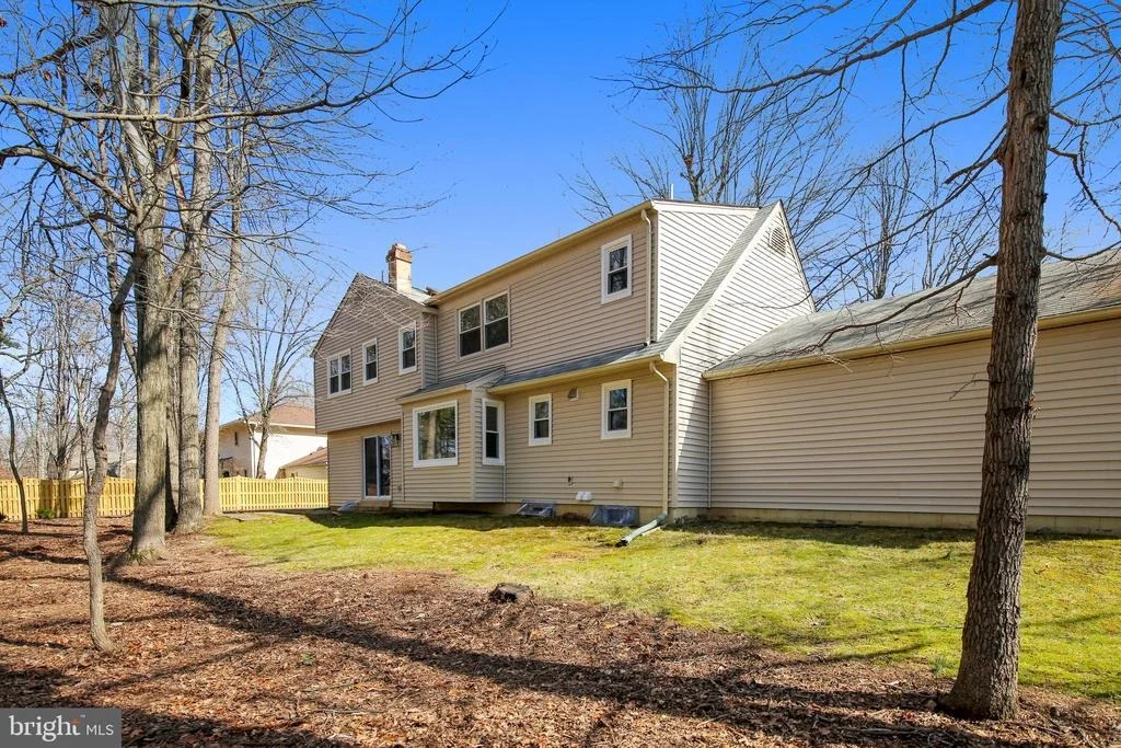 Photo of 1508 LAUREL HILL ROAD